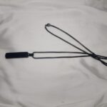 স্টাইলিশ ব্ল্যাক বার চেইন নেকলেস – ইউনিসেক্স ফ্যাশন অ্যাকসেসরিজ - Image 3