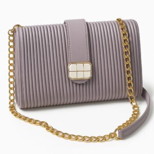 লিগ্যান্ট প্লিটেড লেদার শোল্ডার ব্যাগ গোল্ড চেইন স্ট্র্যাপ সহ